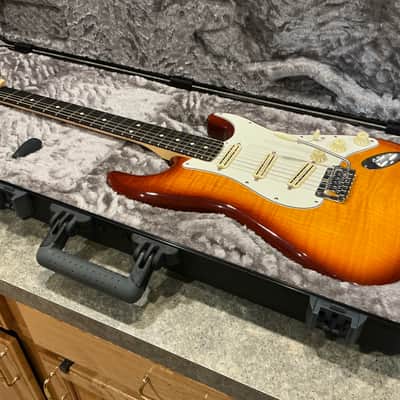 Custom Build - Fender American Performer Stratocaster with Seymour Duncan Rails Pickups image 2