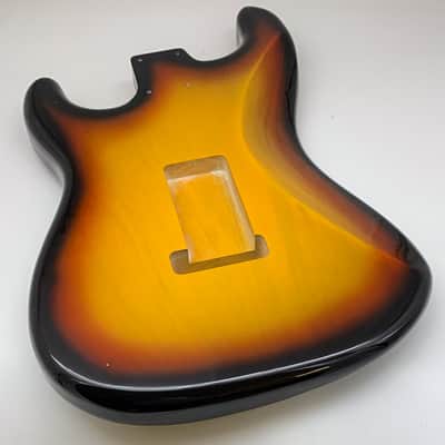 3lbs 8oz BloomDoom Nitro Lacquer Aged Relic 3-Tone Sunburst S-Style Vintage Custom Guitar Body image 7