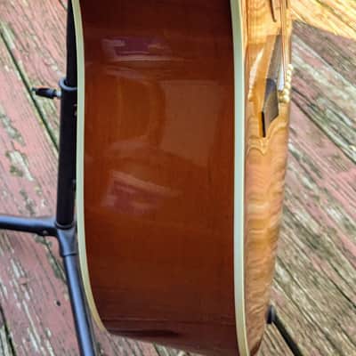 Gibson Hummingbird Heritage Cherry Sunburst Acoustic Guitar image 4
