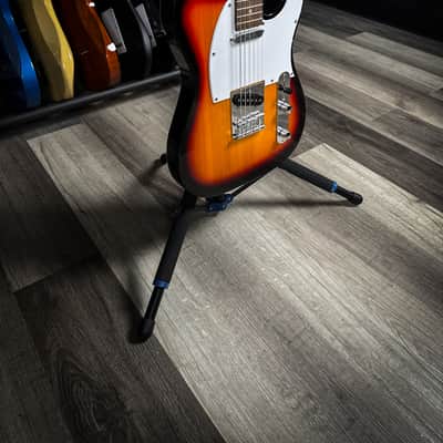 Indio Classic Telecaster - Sunburst - Gig Bag Included image 3