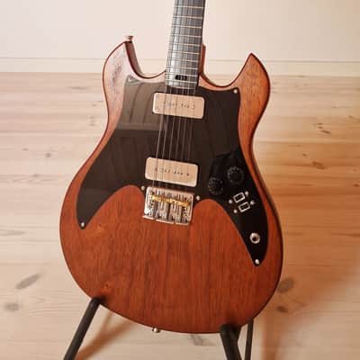 Moar Dolly #136 – Roasted Mahogany – Hand-Wound P90s – Mint image 9