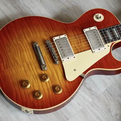 Gibson Custom Shop Murphy Lab 1959 Les Paul Reissue Ultra Light Aged Factory Burst image 2