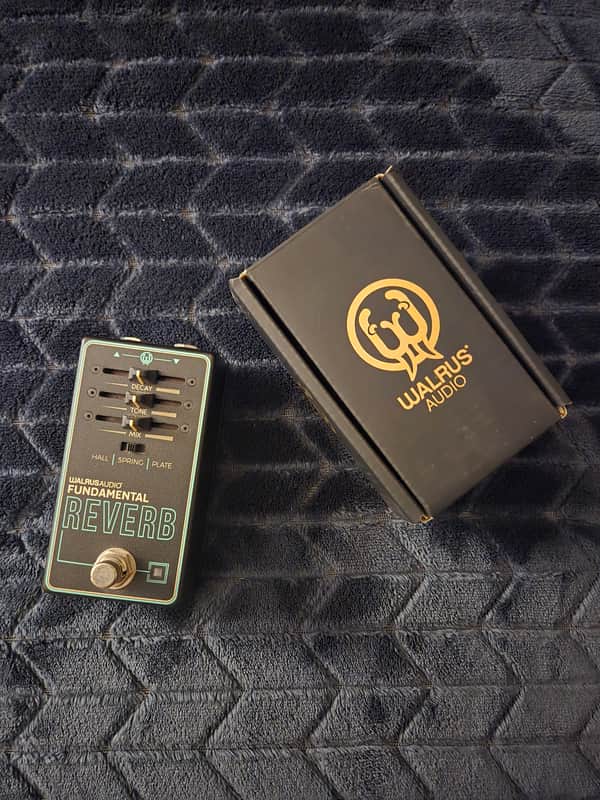 Walrus Audio Fundamental Reverb