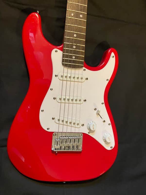 Squier Mini Stratocaster V2 with Laurel Fretboard 2020 - Dakota Red image 1