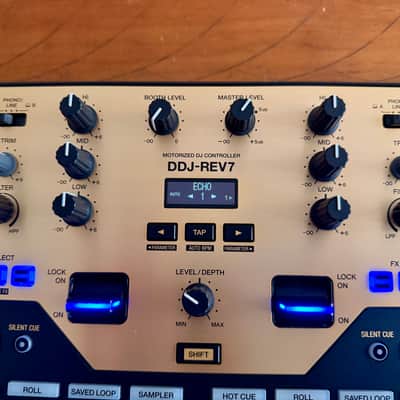 Pioneer DDJ-REV7 2-Channel DJ Controller Limited Edition Gold image 20