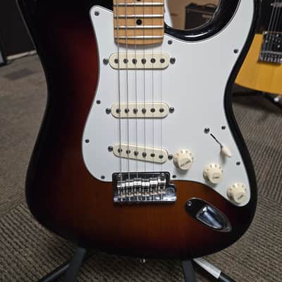 Fender American Standard Stratocaster with Maple Fretboard - 3-Color Sunburst image 2