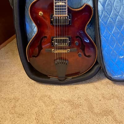 Victor Baker 14 Custom 2016 - Wine image 7