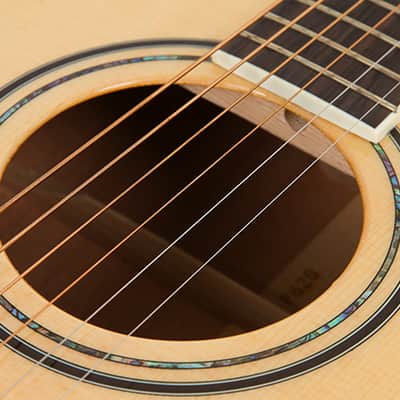 Parkwood P620 OM Orchestra All Solid Wood Sitka Spruce Mahogany Acoustic Guitar image 4