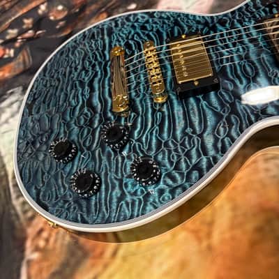 QUILT 👵! 2025 Gibson Custom Shop Les Paul Custom 7A Quilt Top M2M Made To Measure Northen Lights Ebony Fretboard Special Order Figured F Q 5A 7A 1960 V2 Neck Nordic Blue Blueberry Cobalt Trans Aqua Custombucker Pickups Gold Hardware Full Gloss image 7