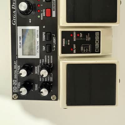 Boss DD-20 Giga Delay | Reverb