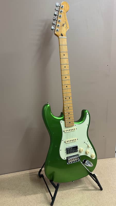Fender Stratocaster Player Plus HSS Cosmic Jade