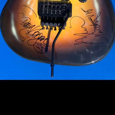 Eddie Van Halen EVH Signed Kramer image 20