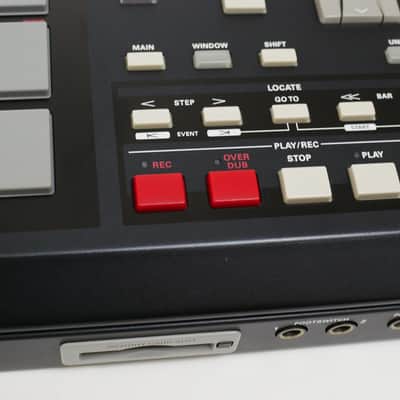 AKAI MPC2500 128MB image 12