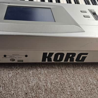Korg Trinity 61-Key 32-Voice Polyphonic Workstation 1995 - 1996 - Silver image 8