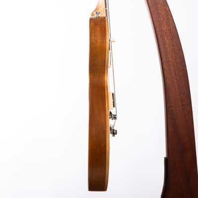 Gibson Les Paul Tribute Satin, Satin Honeyburst | Demo image 6