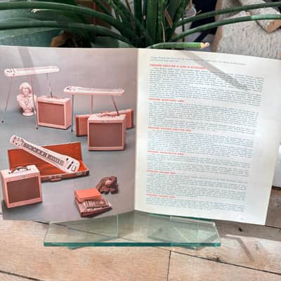 1960-1961 Fender Full Line Catalog Jazzmaster Telecaster Esquire Stratocaster Pre CbS vintage Case Candy collector image 13