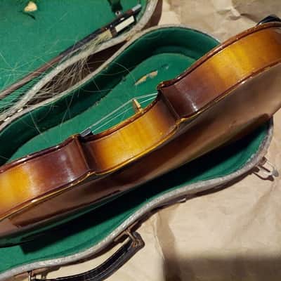 Lignatone Cremonensis sized 3/4 violin with case. Czechoslovakia. Very Good Cond image 5