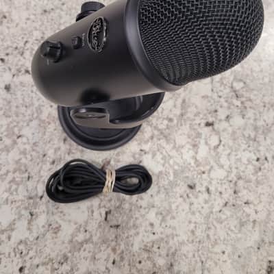 Blue Yeti Microphone - Blackout Edition - 4 Pickups - Podcastint and Gaming image 16