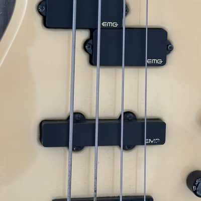 Hamer Scarab Bass Guitar 1984 - White Rick Savage Def Leppard image 9