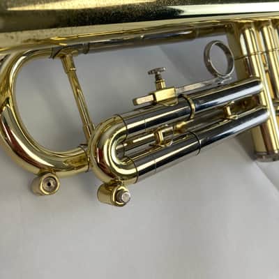 Getzen Capri Bb Trumpet – Lacquer – Intermediate Model – w/ Case – Excellent Condition SM#2039 image 9