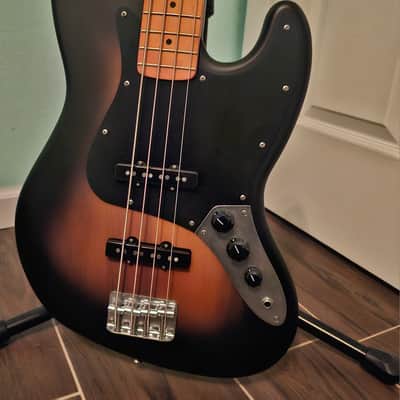 Squier 40th Anniversary Vintage Edition Jazz Bass 2022 - Present - Satin Wide 2-Color Sunburst image 1