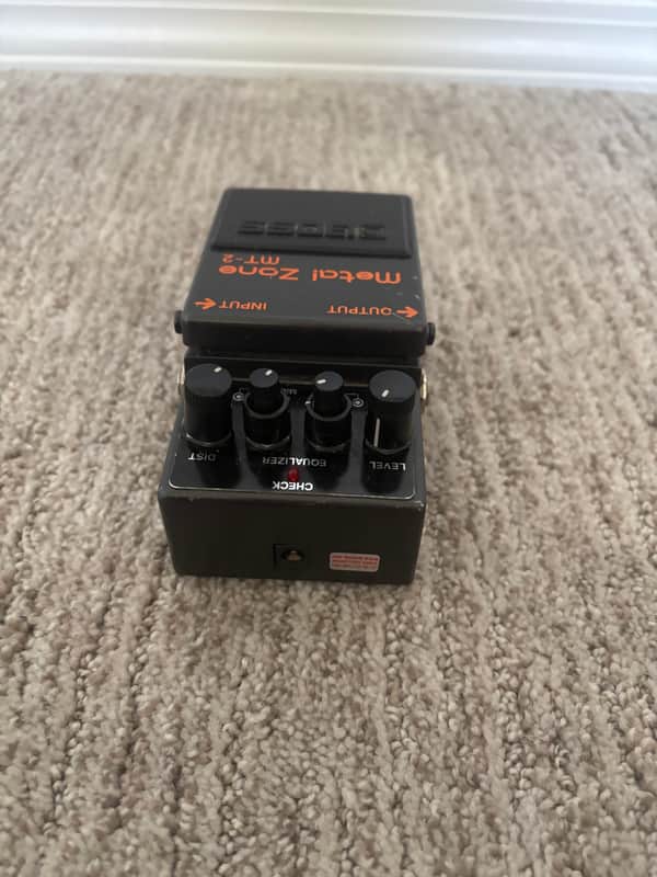 BOSS MT-2 l Zone 最初期1991年製 Boss MT-2 Metal Zone (Silver Label) 1991 - Present - Black | Reverb