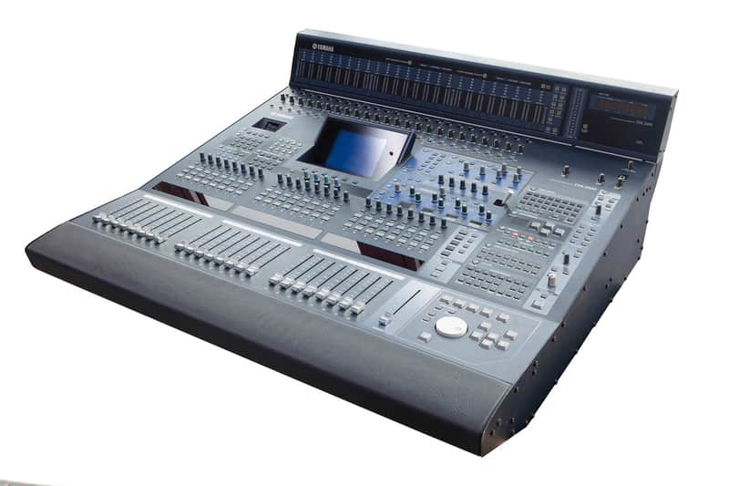 Yamaha DM2000 Digital Mixer with MeterBridge - Used | Reverb