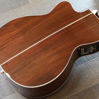 2009 Martin OMC Aura Cutaway Natural Acoustic/ Electric Guitar + OHSC image 12