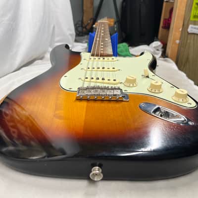 Fender Road Worn '60s Stratocaster Strat Electric Guitar - 3-Color Sunburst image 18