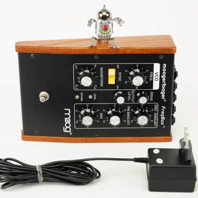 Moog Moogerfooger MF-107 FreqBox Synthesizer Pedal +Fast Neuwertig+ Garantie image 11