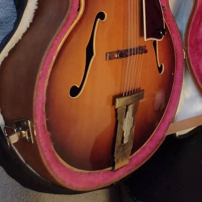 Gibson L5 archtop guitar, sunburst, 1947 image 1