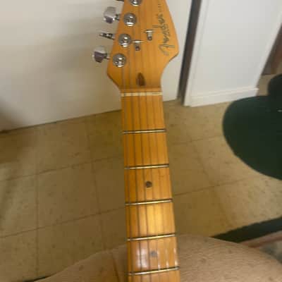 Fender American Standard Stratocaster with Maple Fretboard 1996 - 1997 - Vintage White image 8