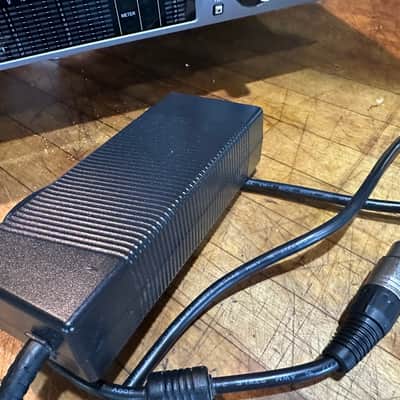 UAD Universal Audio Apollo X16 Thunderbolt 3 Audio Interface - MINTY! image 6