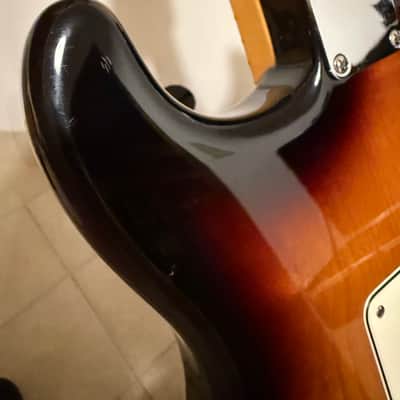 Fender Standard Stratocaster with Maple Fretboard 2006 - 2017 - Brown Sunburst image 9