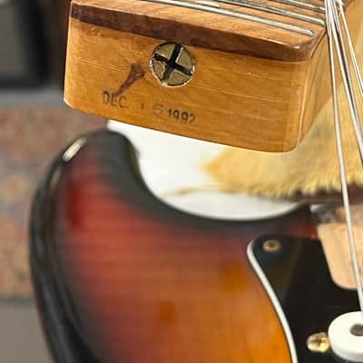 1992 Fender Stevie Ray Vaughan Stratocaster with Pau Ferro Fretboard - 3-Color Sunburst image 15