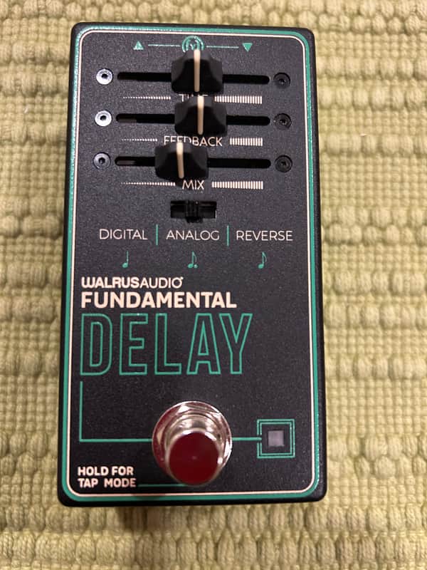 Walrus Audio Fundamental Delay 2023 - Present - Black / Green image 1