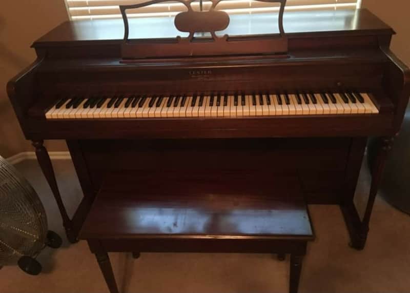 Lester  Betsy Ross Spinet Piano  Mahogany image 1