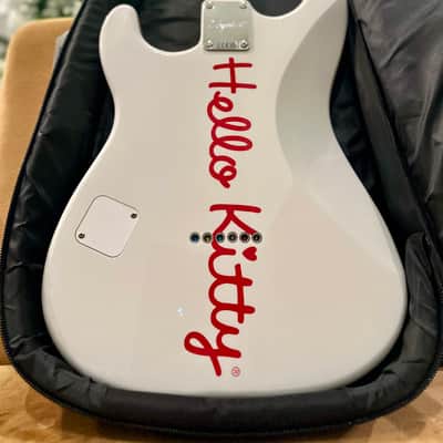 Limited Edition 2025 Squier × Hello Kitty Stratocaster image 6