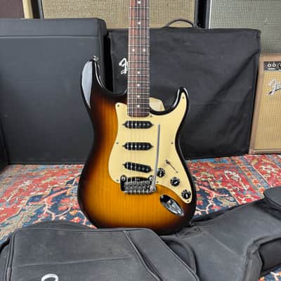 G&L USA Legacy Strat Style Solid Alder USA Made - 2002 image 4