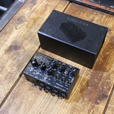 DSM & Humboldt Electronics Simplifier Bass Station Preamp / CabSim / DI 2020 - 2021 - Black image 2