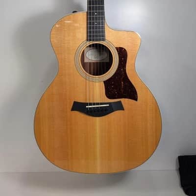 Taylor 214ce-N 2021 - Natural image 2