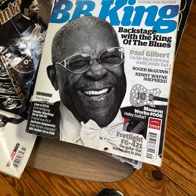 4 vintage Gtr. World BB King Mags. image 2