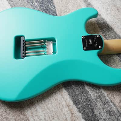 *NEW IN BOX* 2026 PRS Silver Sky Limited Edition Wild Blue USA John Mayer Matching Headstock image 9