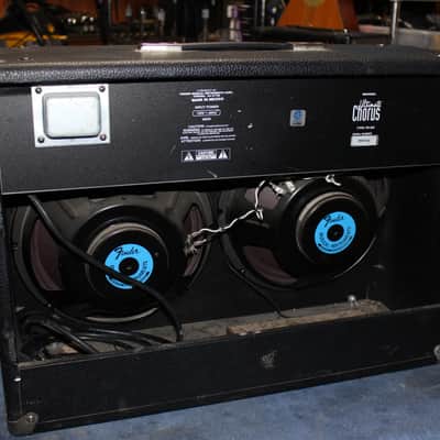 Fender Ultimate Chorus- 2x12/Combo image 5