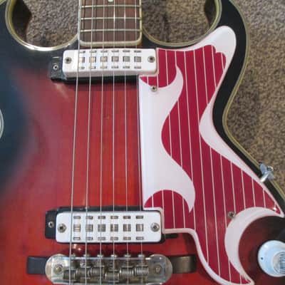 Eko Florentine 360/2V early 60's red image 3