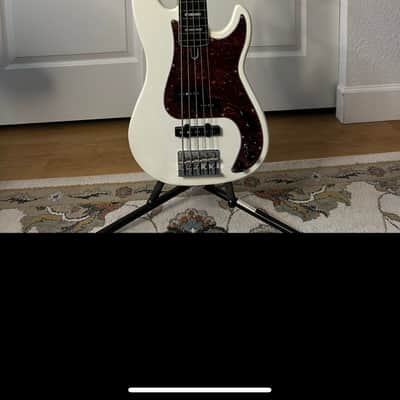 Sire 2nd Generation Marcus Miller P7 AWH Alder 5-String with Ebony Fingerboard 2019 - Antique White image 3