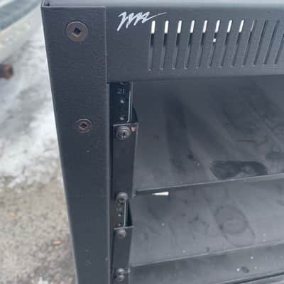 Middle Atlantic 21U professional Rack with Drawer and Lock  model ERK-2125LRD 2010s Black image 4