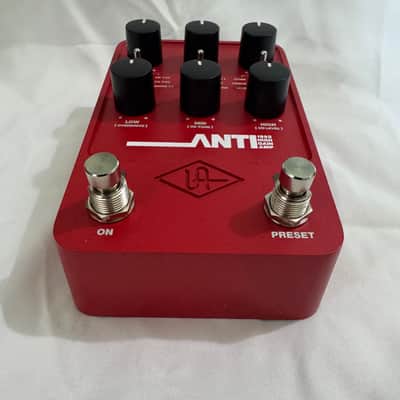 Universal Audio ANTI 1992 High Gain Amp 2024 - Present - Red image 3