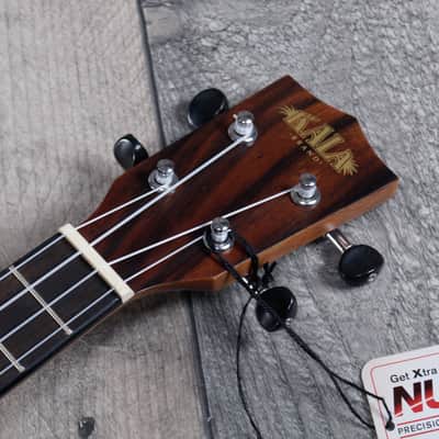 Kala KA-SSEBY-C Solid Spruce Top, Ebony Back & Sides 'Concert' Ukulele image 9