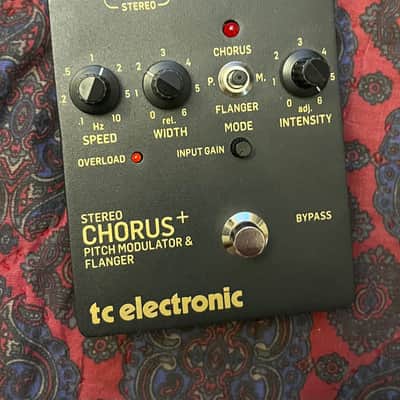 TC ELECTRONIC SCF GOLDギター　エフェクター　コーラス TC Electronic SCF Gold Stereo Chorus Flanger Pedal | Sweetwater